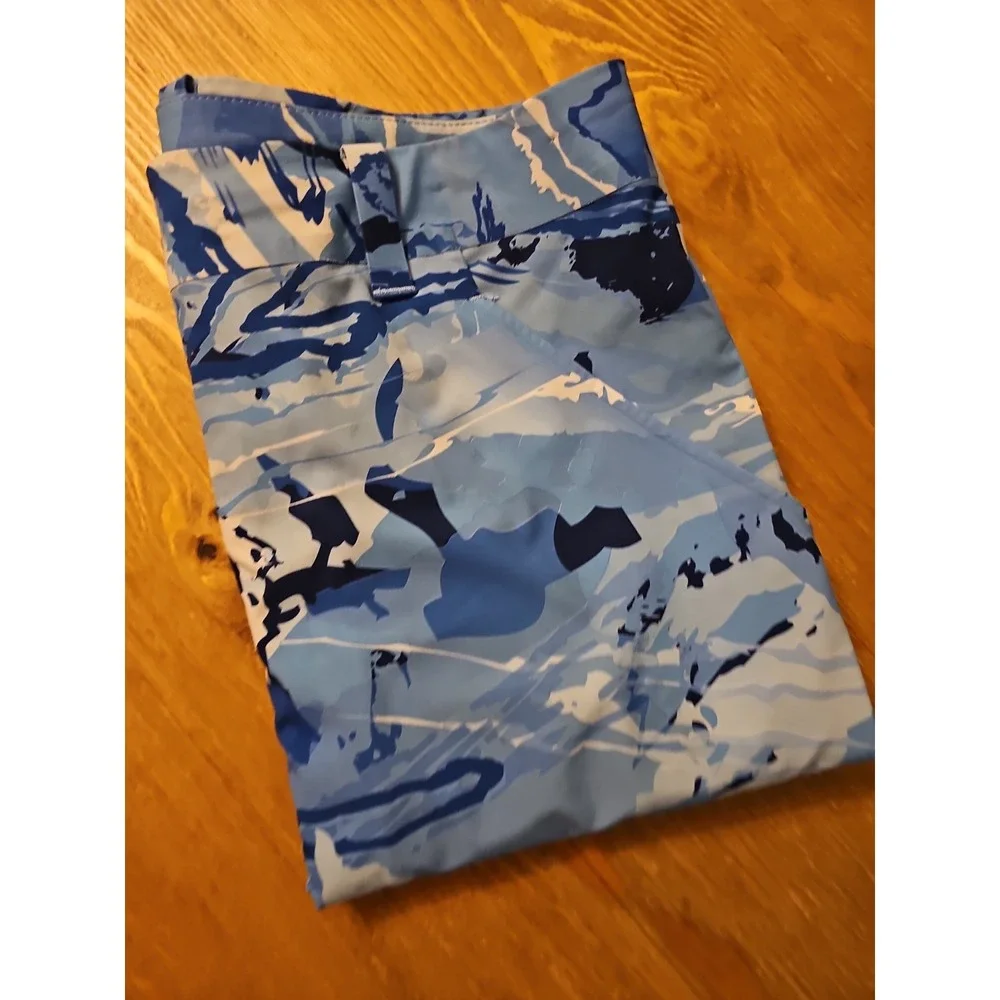 Under Armour Heat Gear Camo Golf Shorts Men's Size 38 Blue Grey Loose Fit EUC